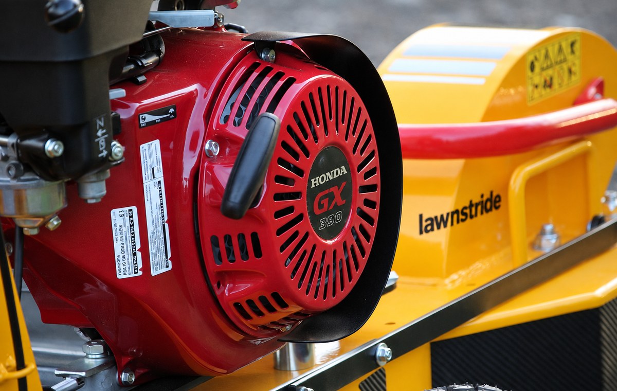 360 SW stump grinder, Honda GX390 petrol engine