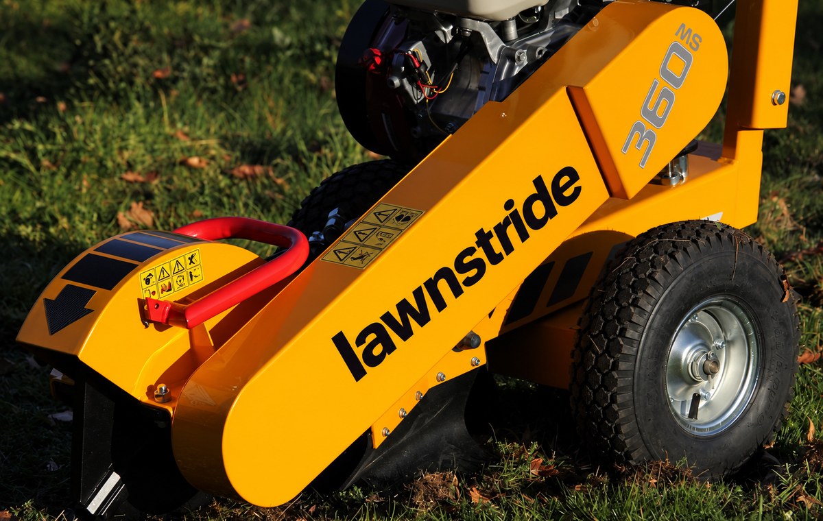 360 SW stump grinder, guarded belt drive and road wheel