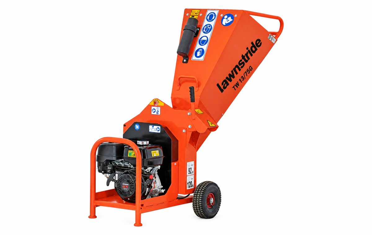 TW 13/75G petrol wood chipper, full machine with the hopper open